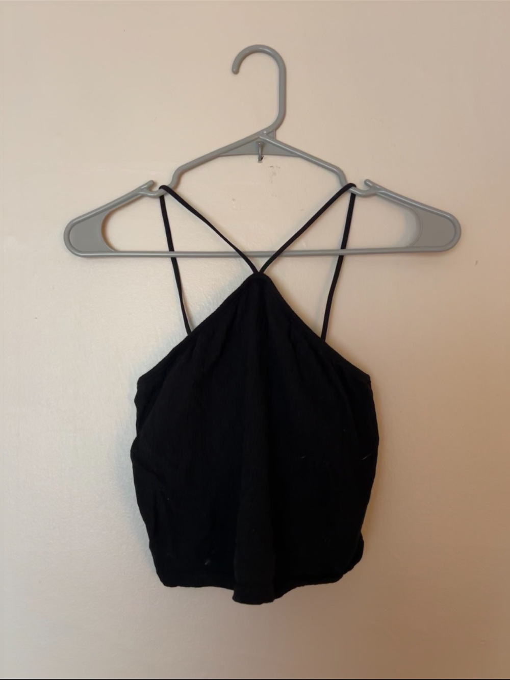 Black Strappy Halter Crop Camisole